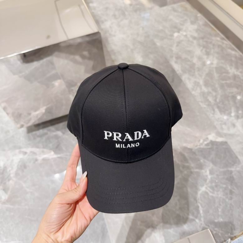 Prada Cap dxn (1)